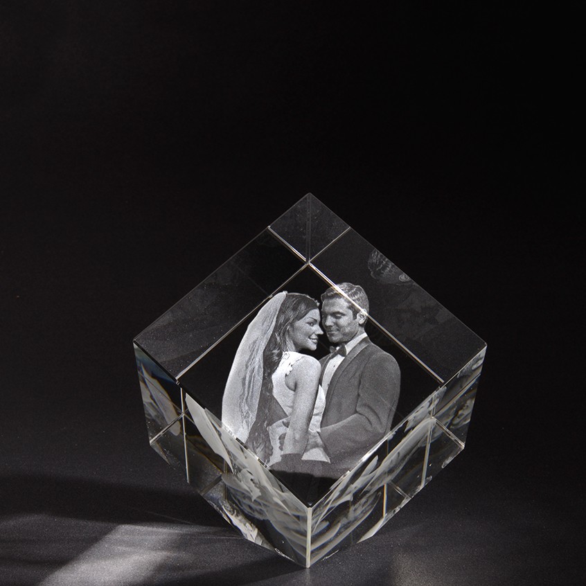Gravure 3D Cube 3D Mega Horizontal en verre Viamant chez